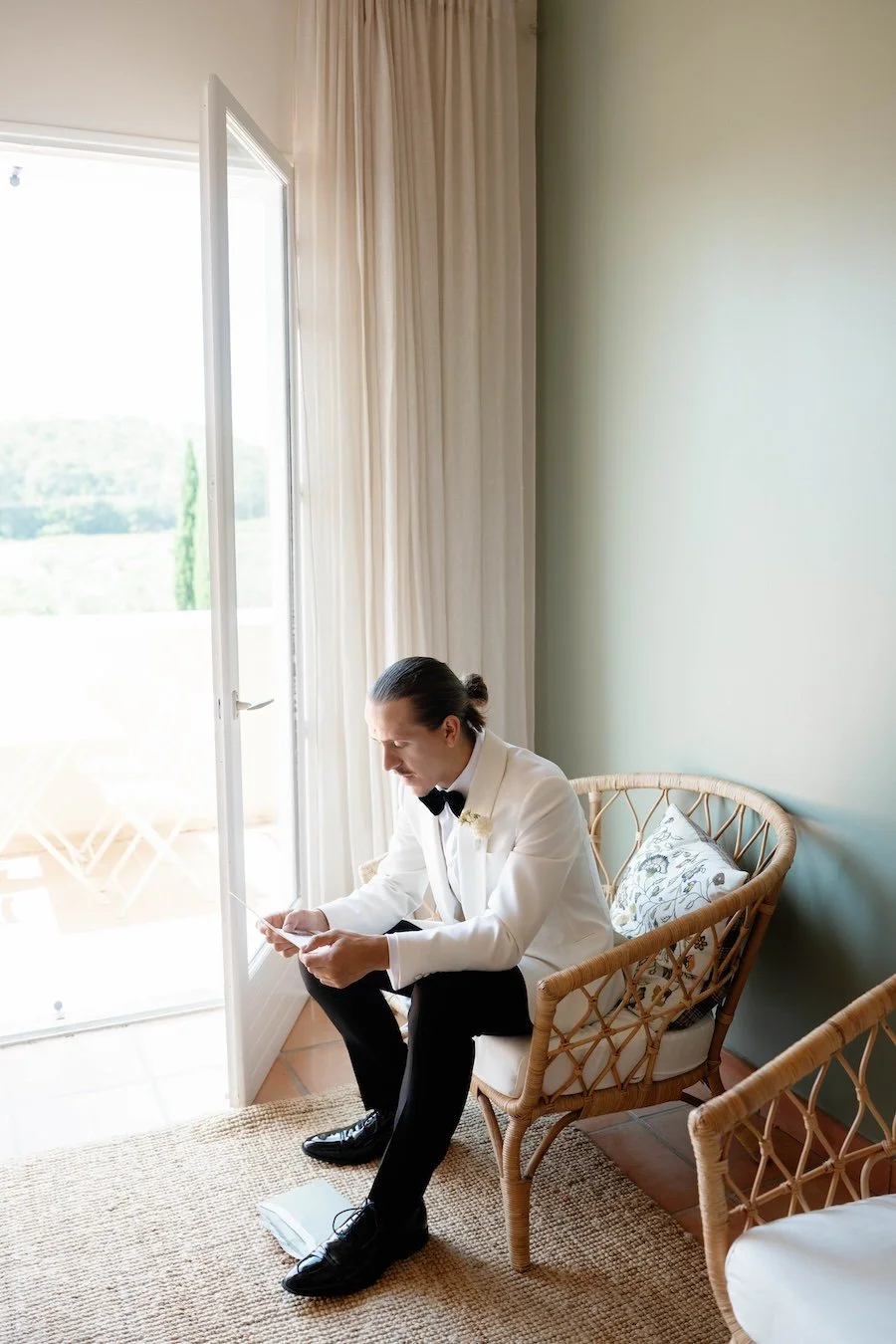 Romantic-Château-Wedding-South-of-France-Destination-Wedding-Photographer-Ellen-and-Ethan-04877_Akw.jpg