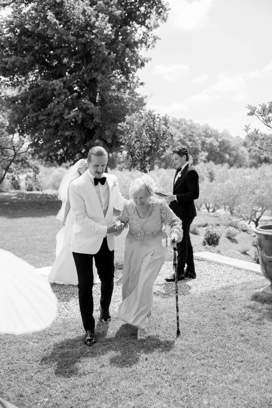 Romantic-Château-Wedding-South-of-France-Destination-Wedding-Photographer-Ellen-and-Ethan-05684_UV3.jpg
