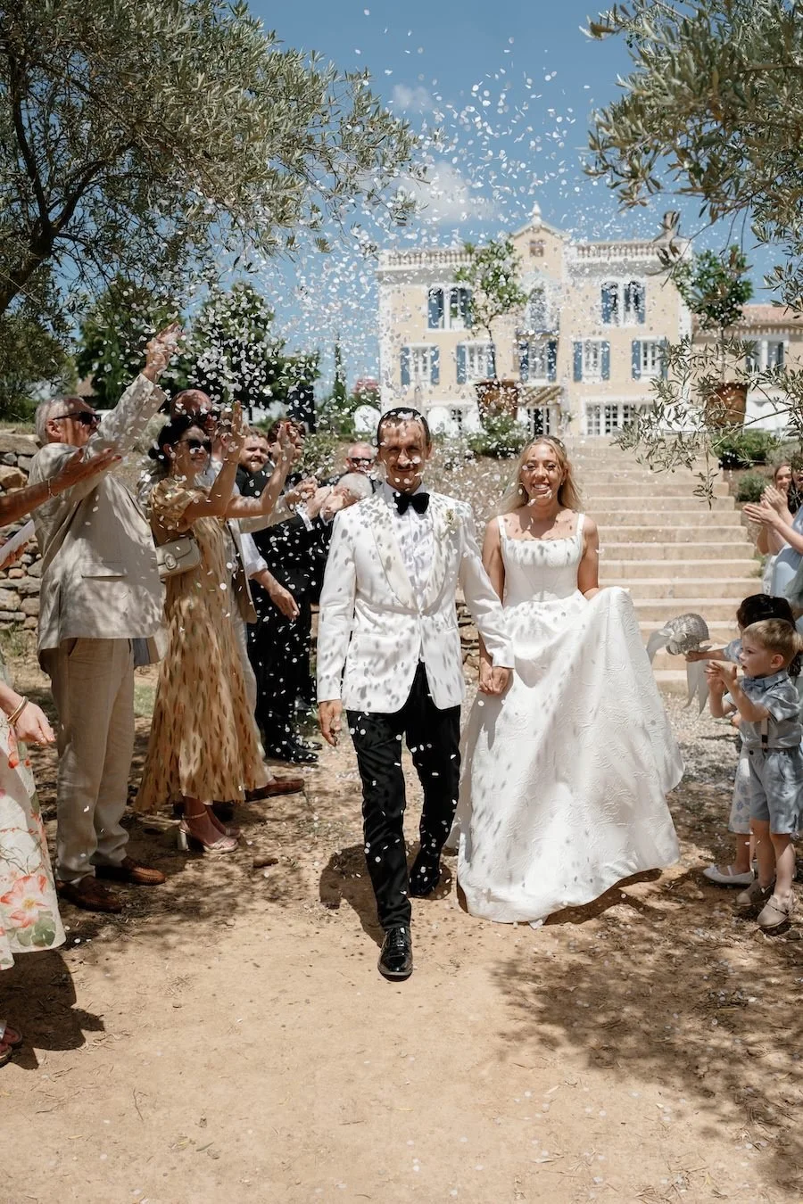 Romantic-Château-Wedding-South-of-France-Destination-Wedding-Photographer-Ellen-and-Ethan-06223.jpg