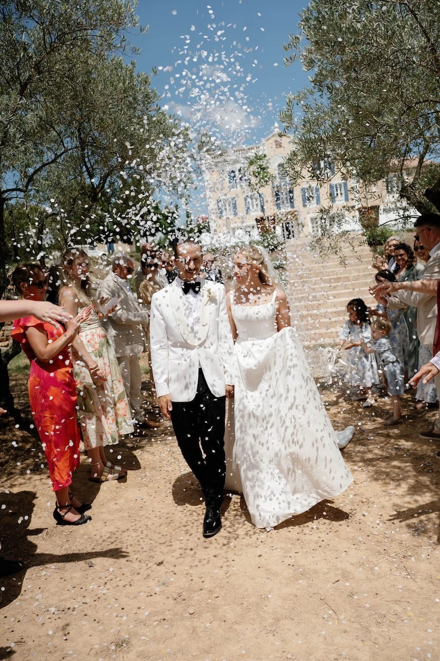 Romantic-Château-Wedding-South-of-France-Destination-Wedding-Photographer-Ellen-and-Ethan-06233.jpg