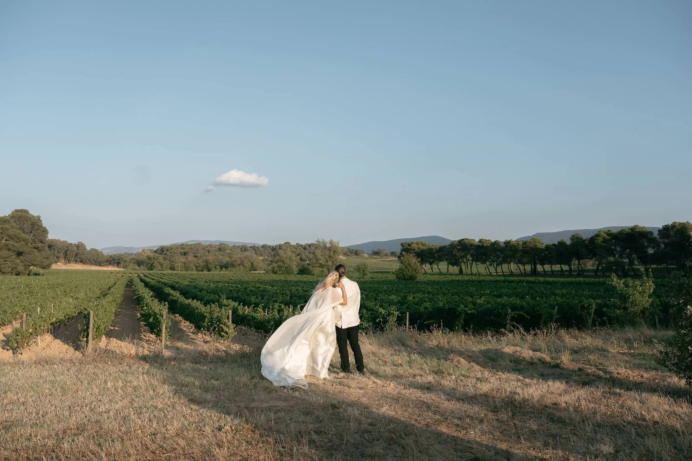 Romantic-Château-Wedding-South-of-France-Destination-Wedding-Photographer-Ellen-and-Ethan-08422.jpg