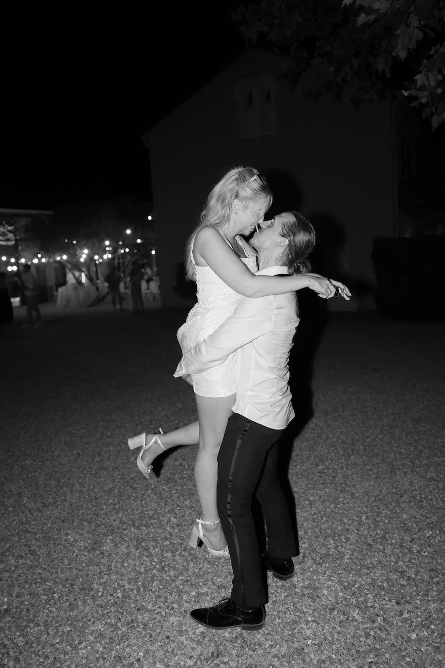 Romantic-Château-Wedding-South-of-France-Destination-Wedding-Photographer-Ellen-and-Ethan-09565.jpg