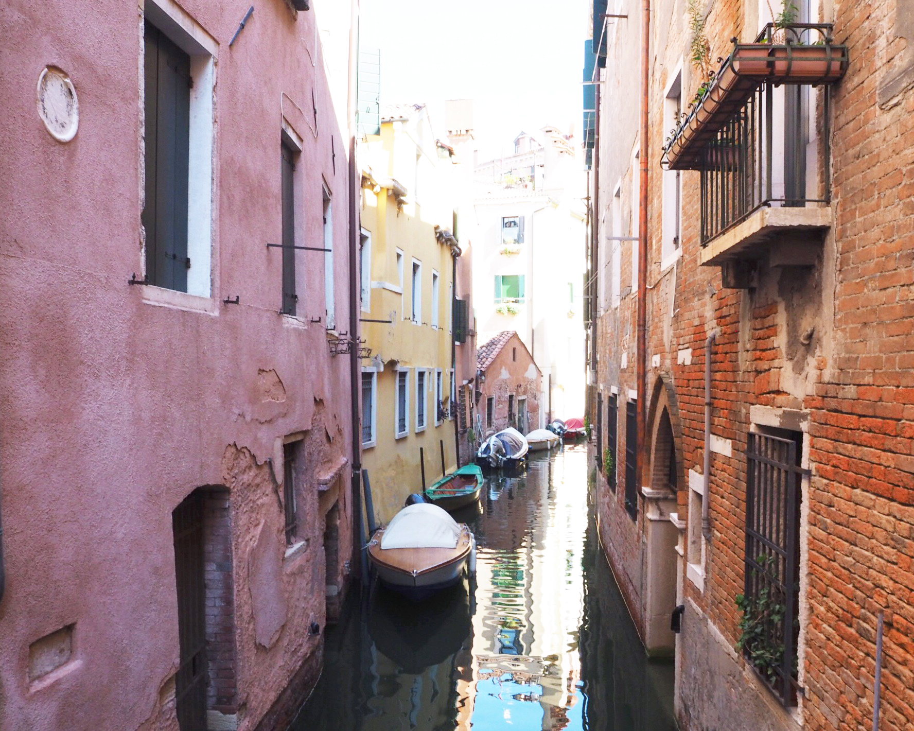 Sandinmyshoes en Venice 3.jpg