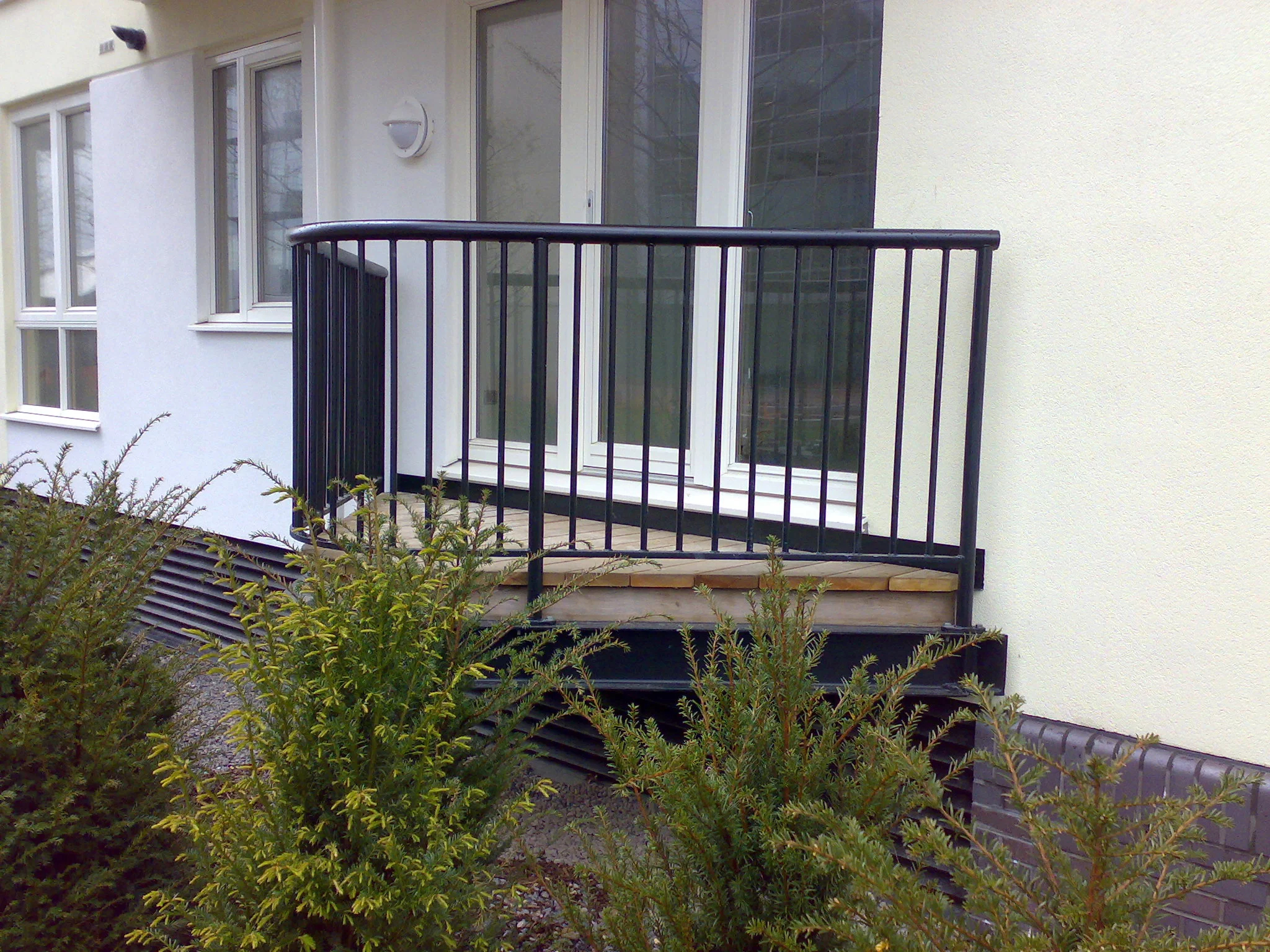 bristol harbourside balcony.jpg