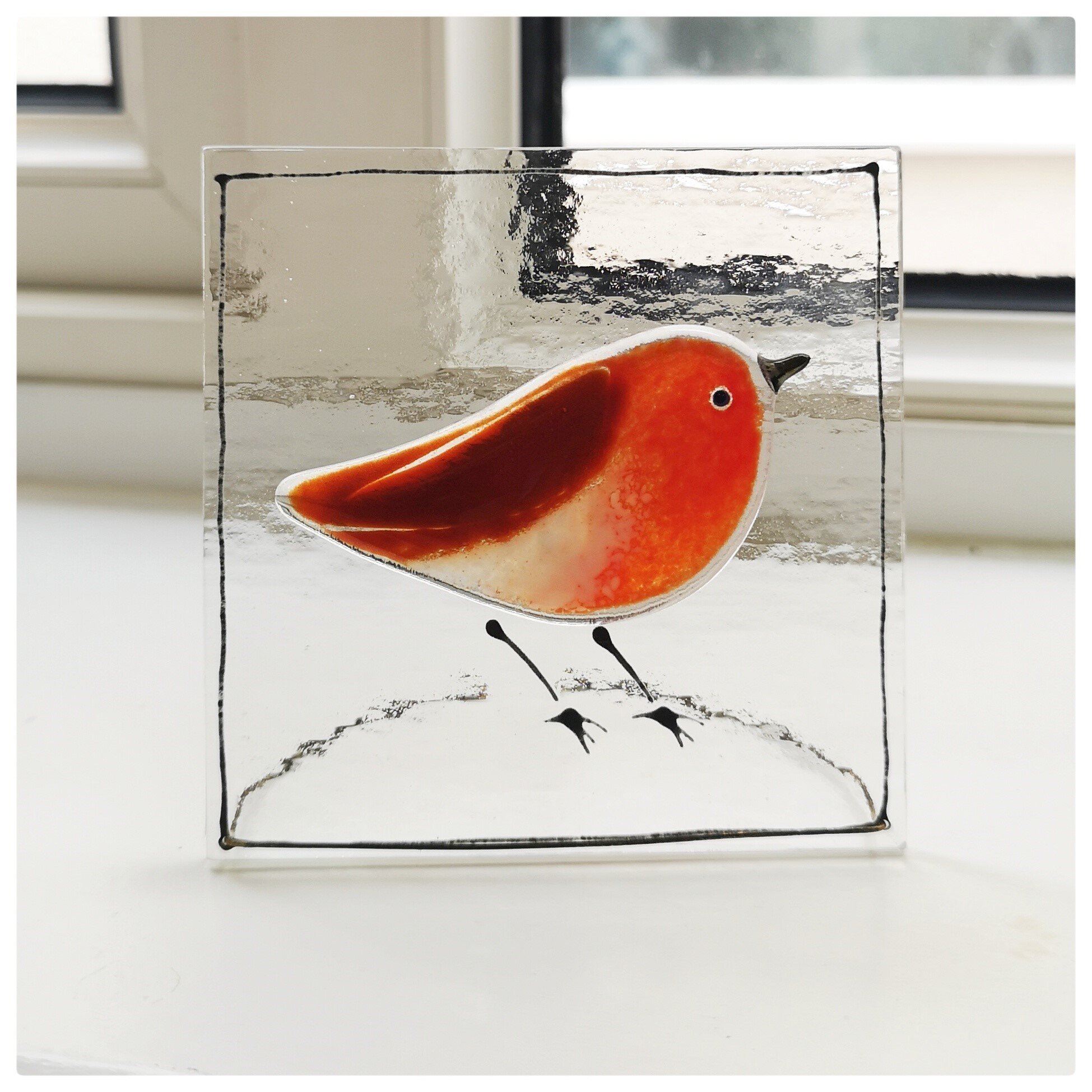 fused glass robin plaque with wire stand by Robyn Coetzee - Glass Designs (2).jpeg