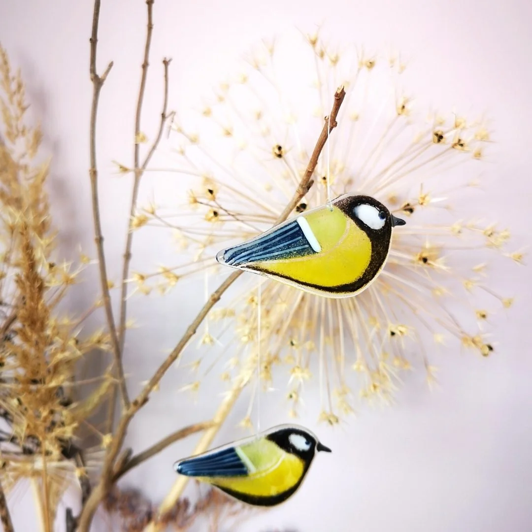fused-glass-great-tit-hanging-decoration (5).jpg