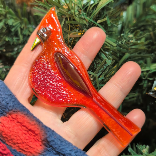 red-cardinal-glass-bird-christmas-tree-decoration-ten-cm.png
