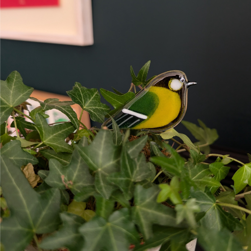 Great-tit plant friend