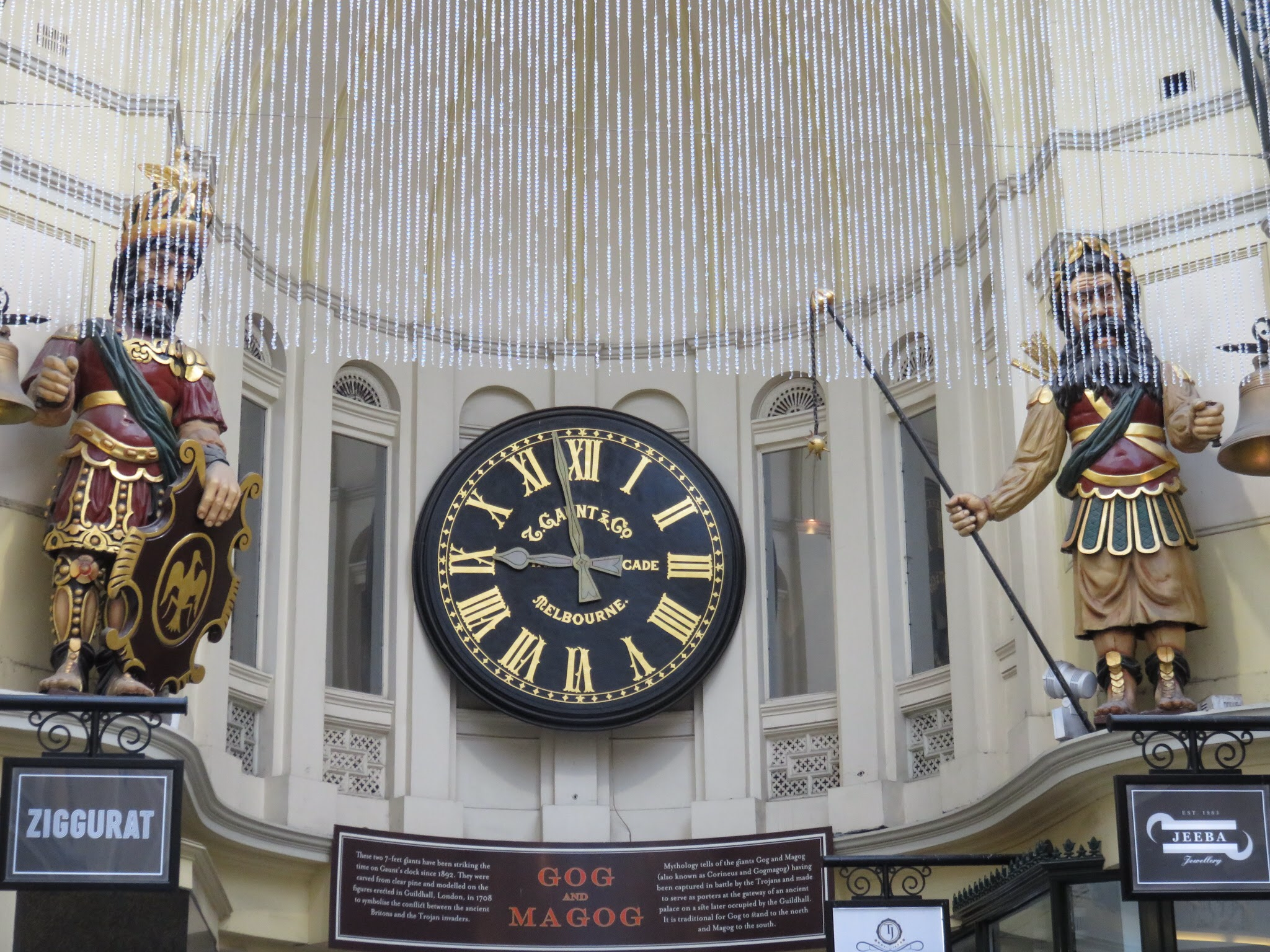 Book Review of The Night Circus