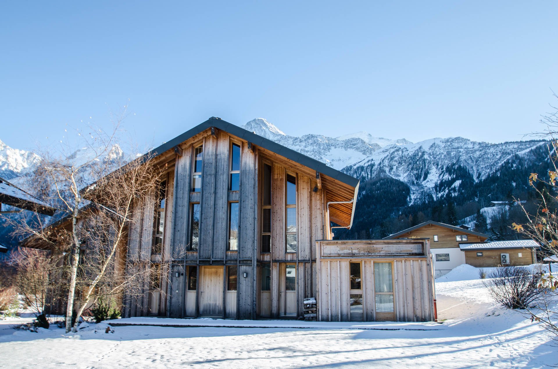 Contemporary chalet in Les Houches-4.jpeg