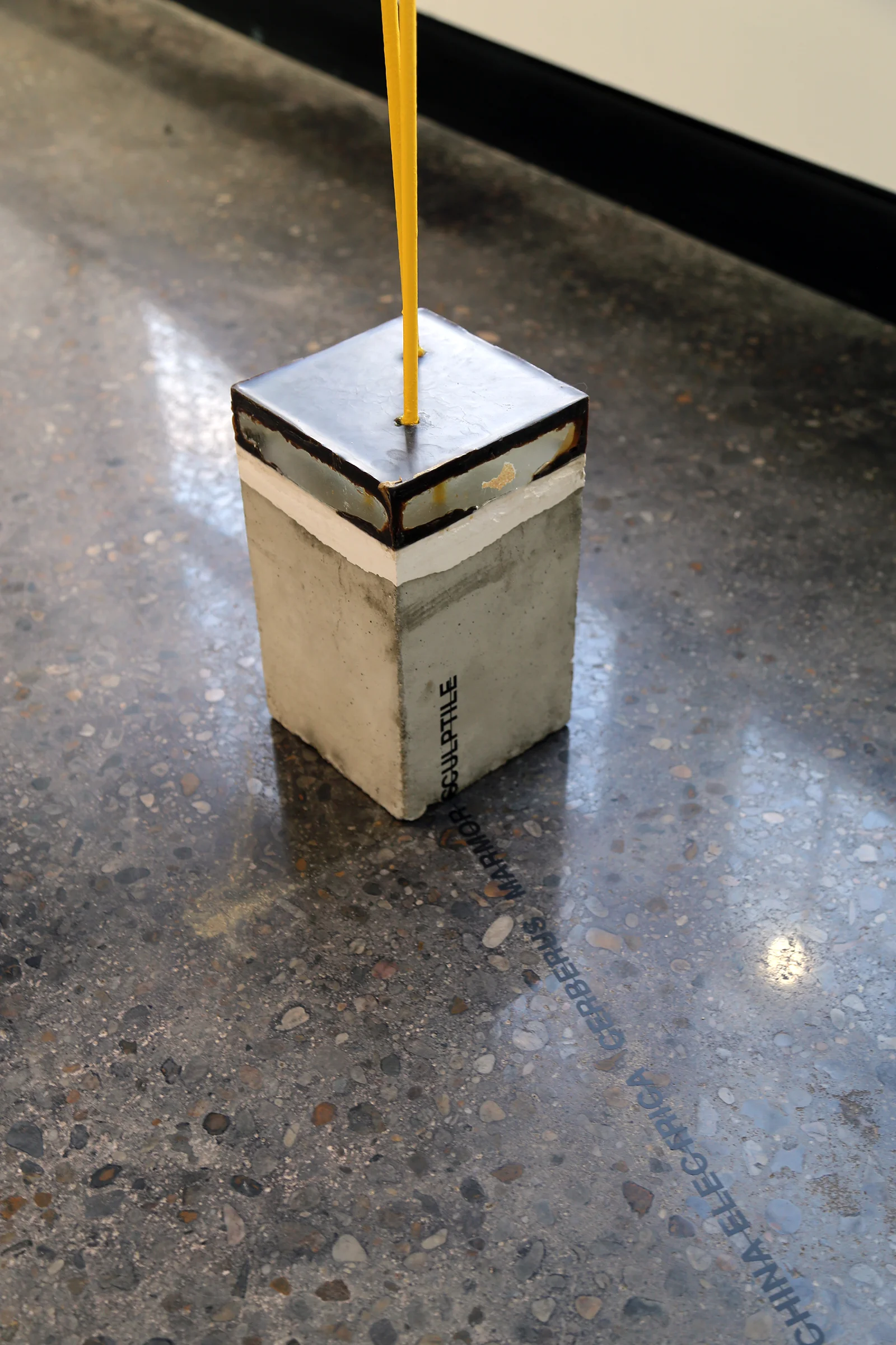 transmitter_text_up_cube.jpg