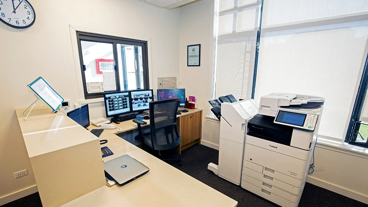 0E9B6584-smaller.jpg