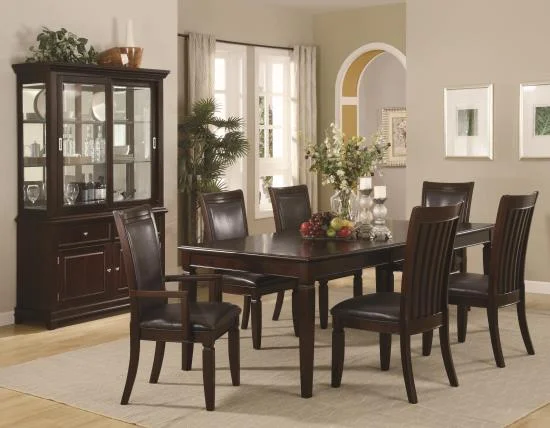 Traditional Dining Set