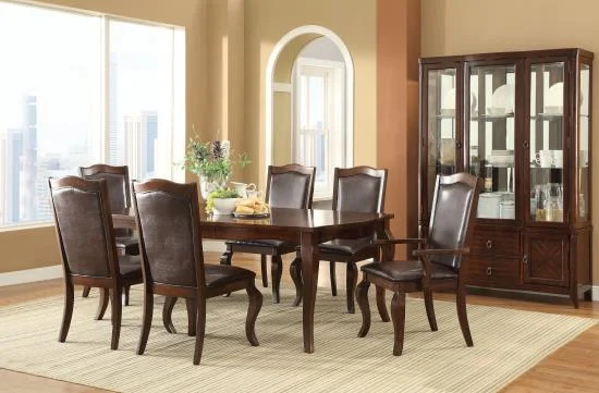 Traditional Dining Set