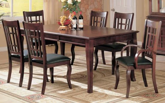 Traditional Dining Set