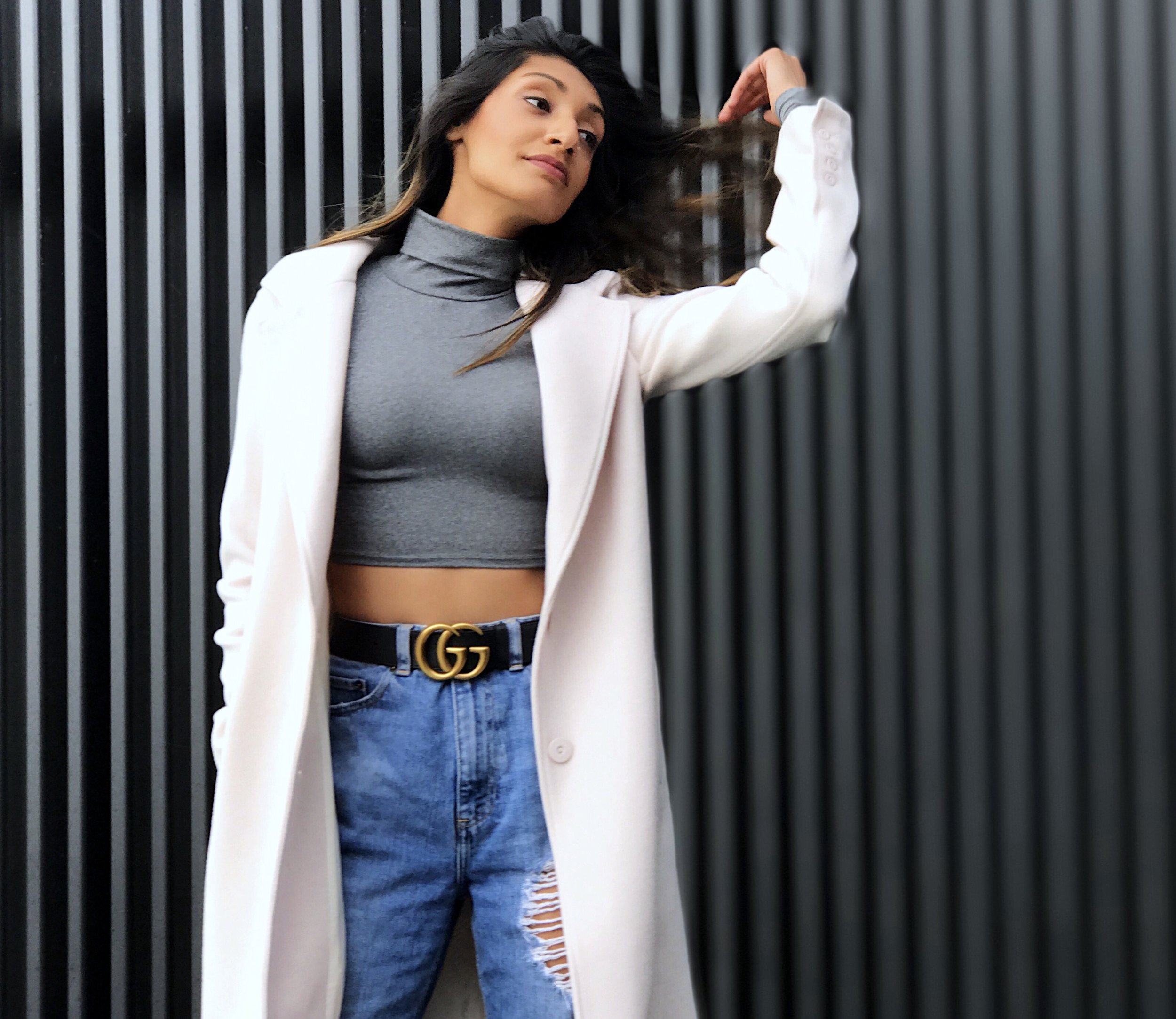 How to Wear Crop Tops in Fall 