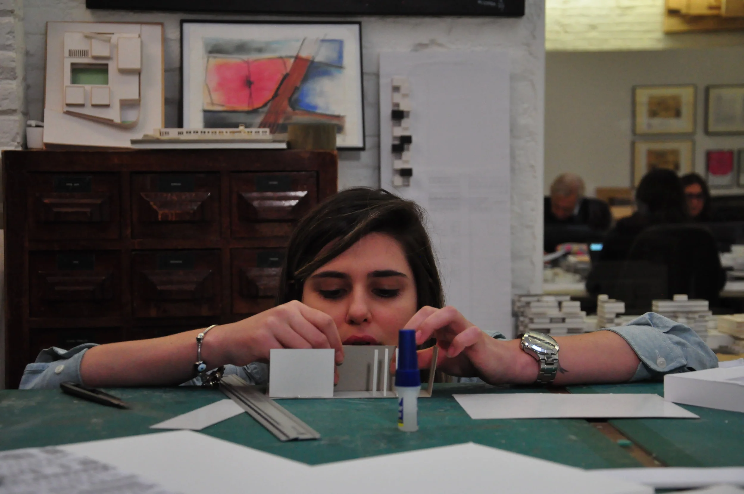 Manos a la obra_cambiar en dos versiones.JPG