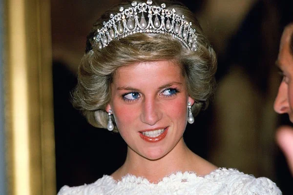 diana-princess-of-wales-tiara-ftr.jpg