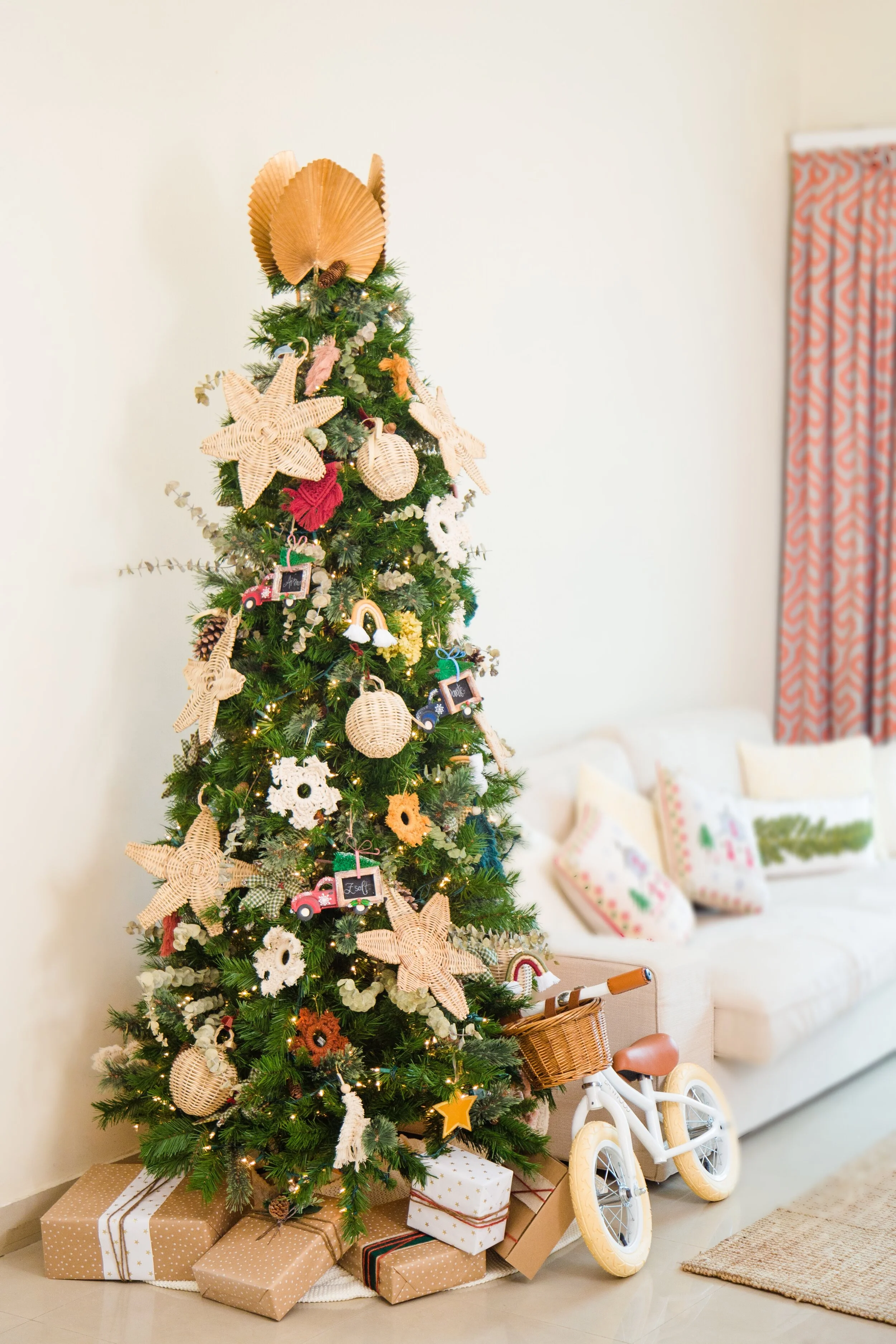Ideas para crear un arbolito de Navidad rústico, bohemio y natural