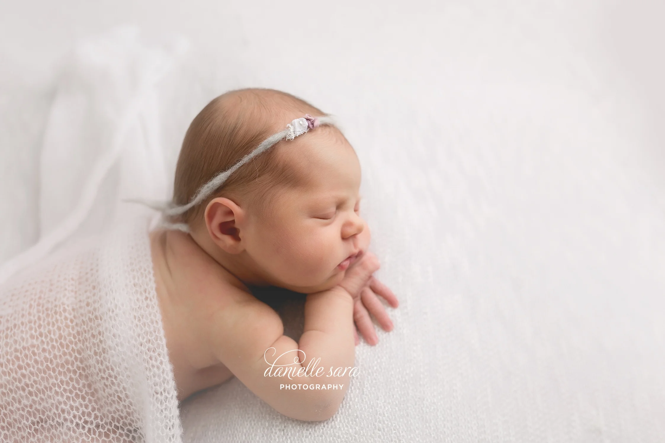 bestNewbornphotographymaryland_0008-1.jpg