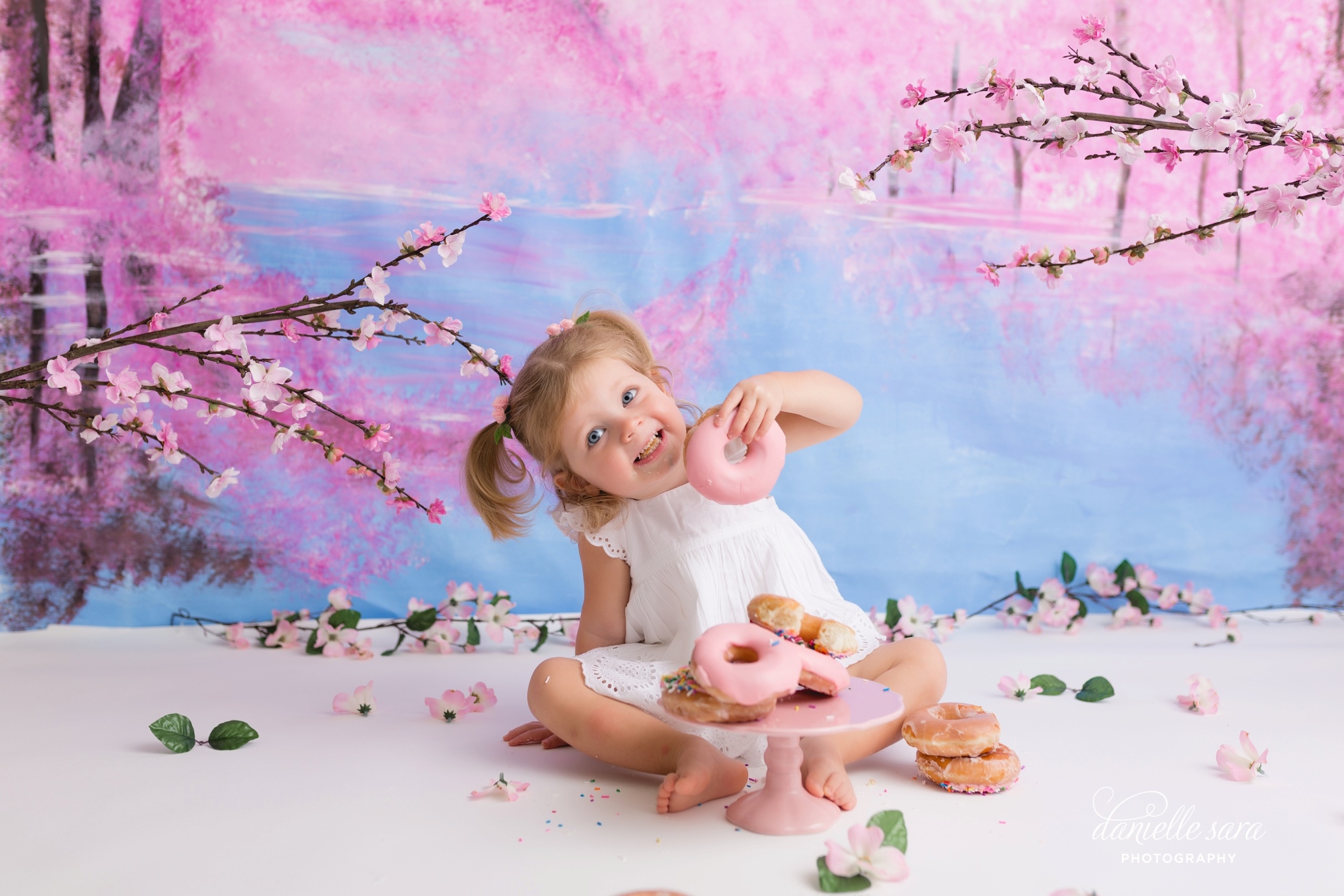 handpaintedcherryblossombackdrop_0005(pp_w899_h599).jpg