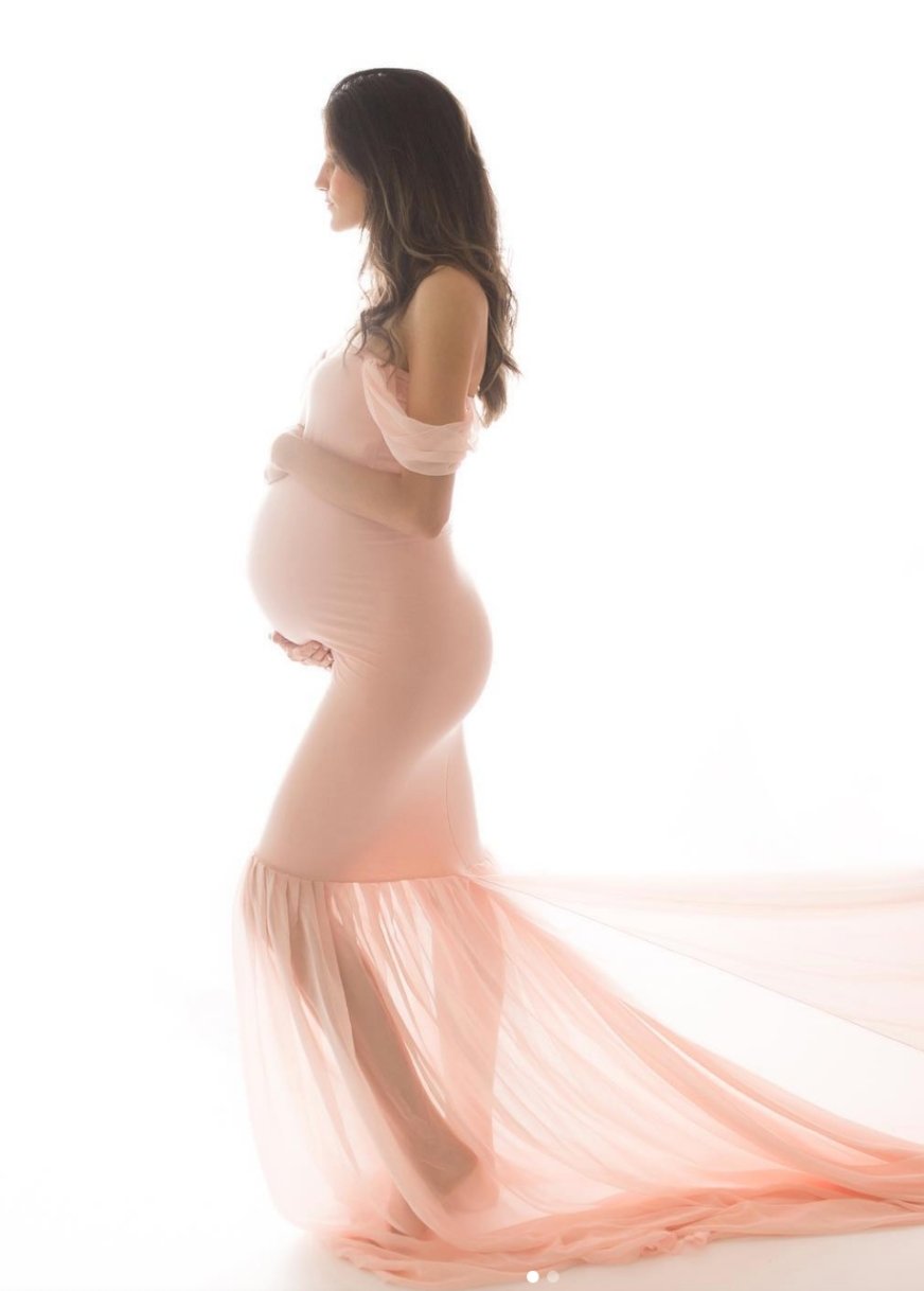 Danielle-Sara-Photography-Maternity.jpg