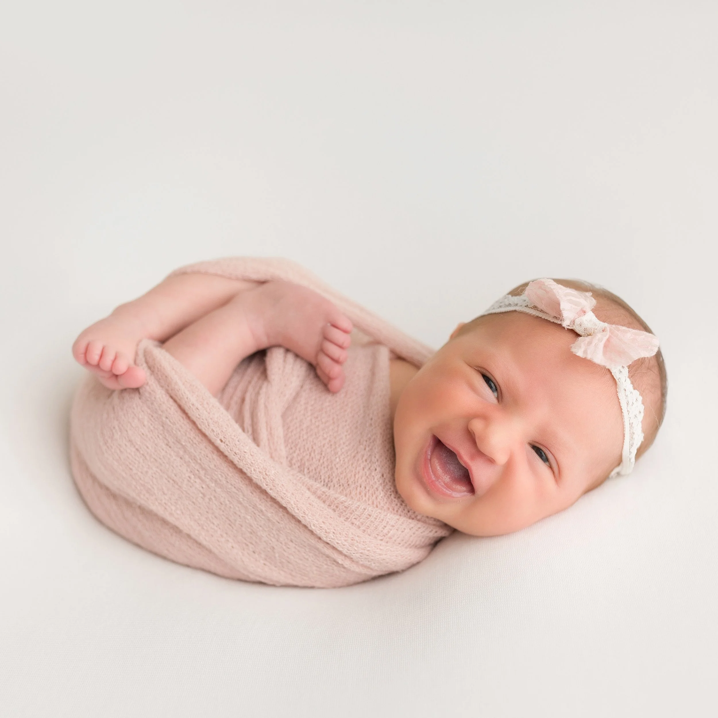 Friday feels.  Who else is ready for the weekend? 😃

*
*
*
*
*
#babiesofinstagram #newbornsmiles #newbornphotoideas #dcbabyphotographer #bestnewbornphotographer #bethesdanewbornphotographer #newbornphotoshoot #marylandphotographer #bethesdamom  #new