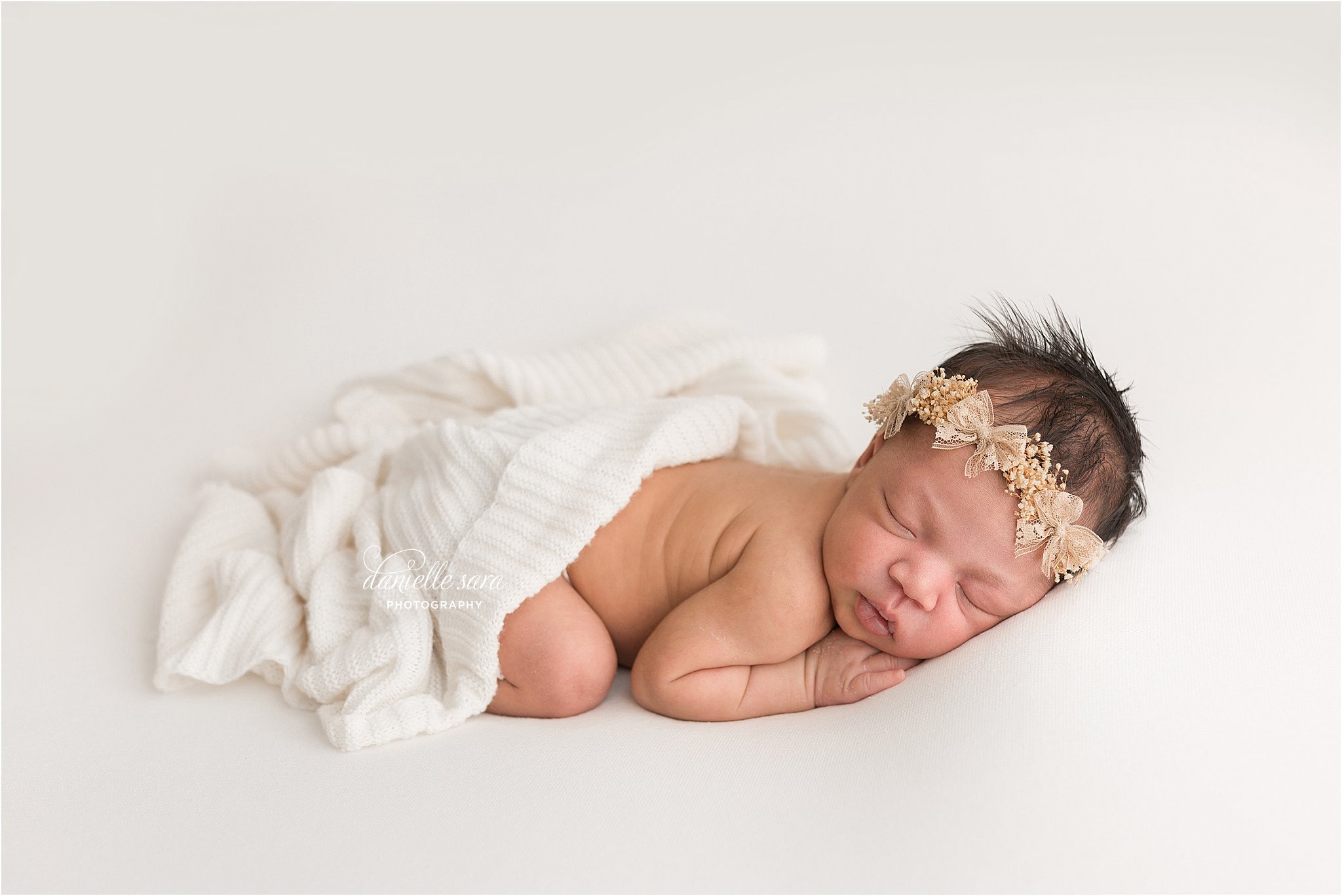 A Bright &amp; Airy Newborn Session  | Maryland Newborn Photographer