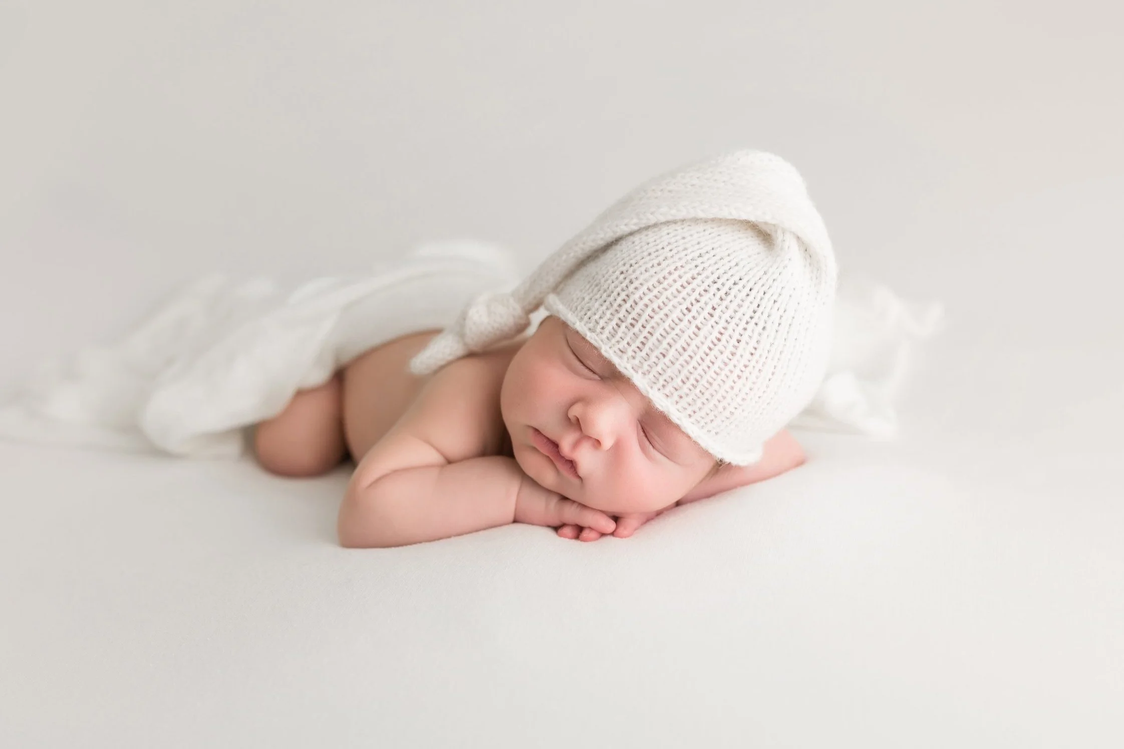 THREE WEEK OLD NEWBORN BOY PHOTOGRAPHY IN ROCKVILLE MARYLAND