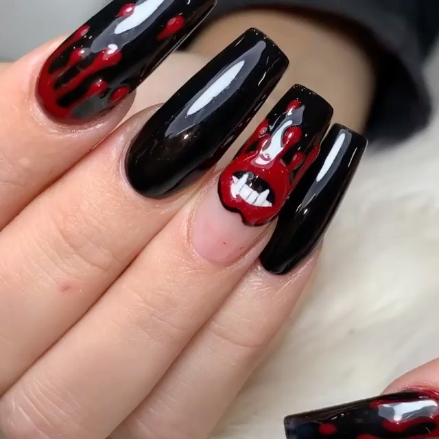 Beautiful set of Halloween Nails 🦇