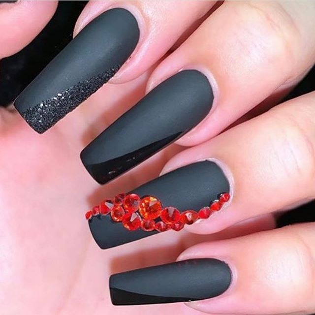 Swipe right to see video of this  beautiful black Matte with Red Swarovski 💅🏽 Would you rock this set?