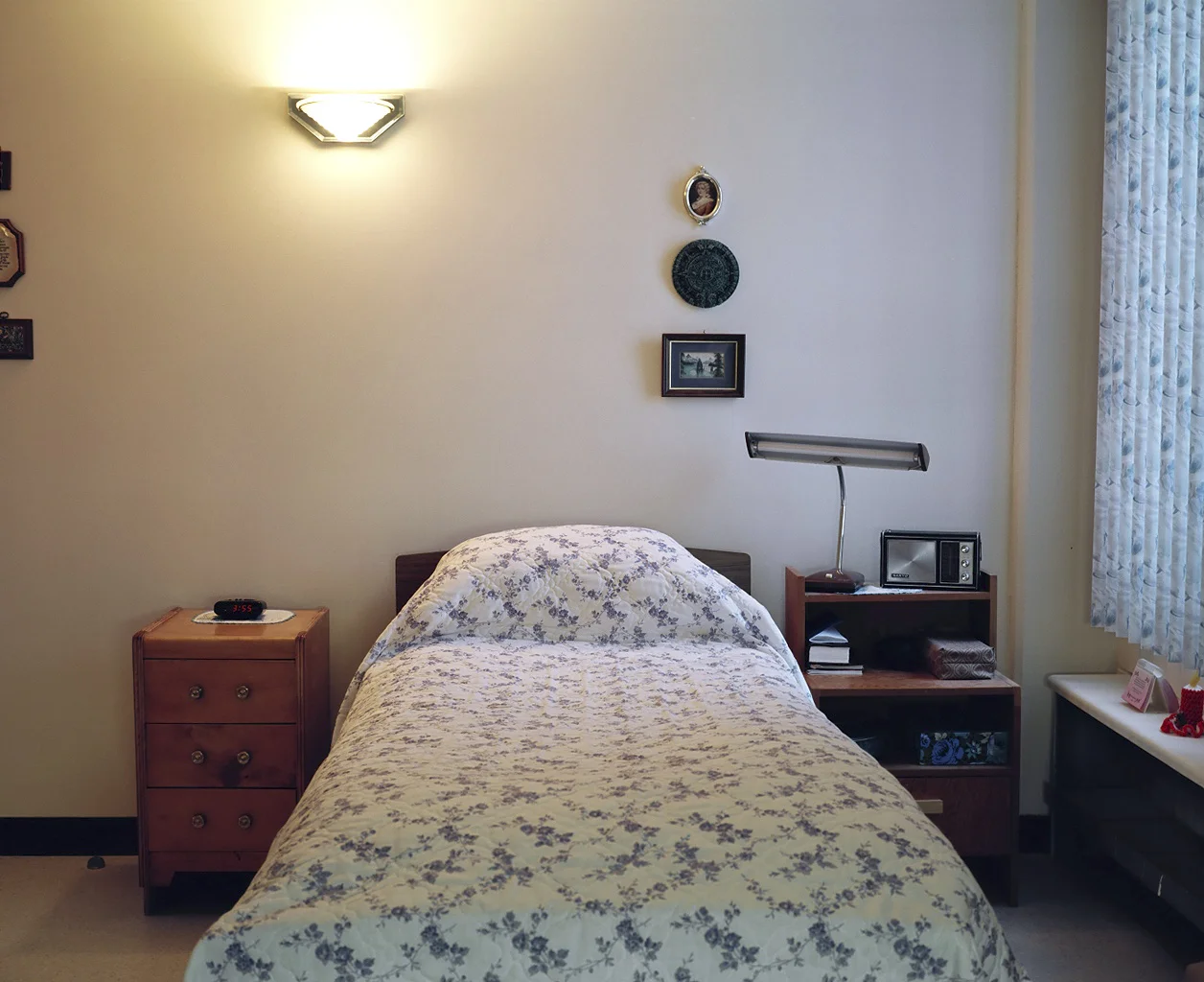 BEDROOM colour photograph , 30"× 40" , 2006