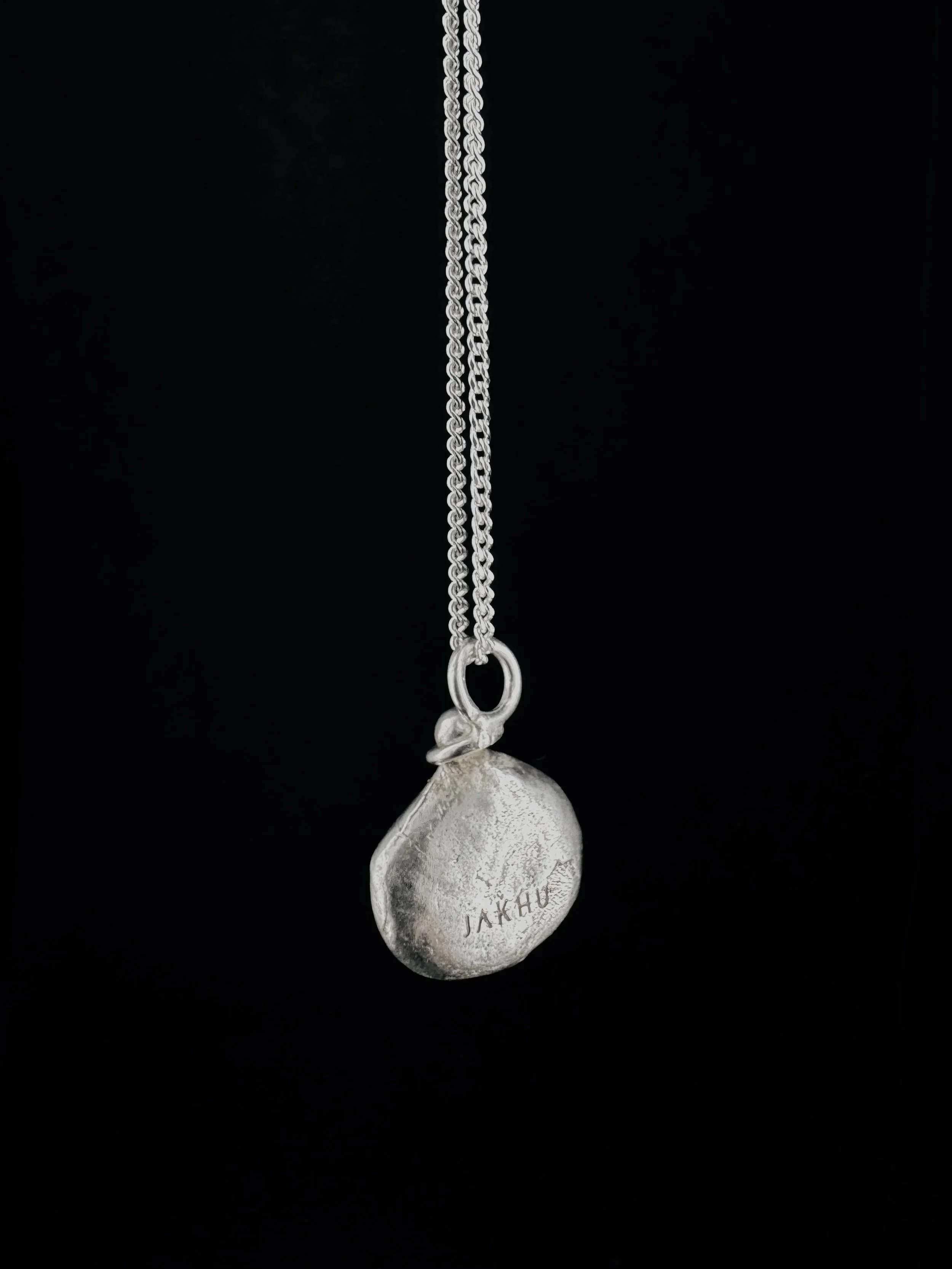 jakhu-studio-moon-drops-charm%2B02.jpg