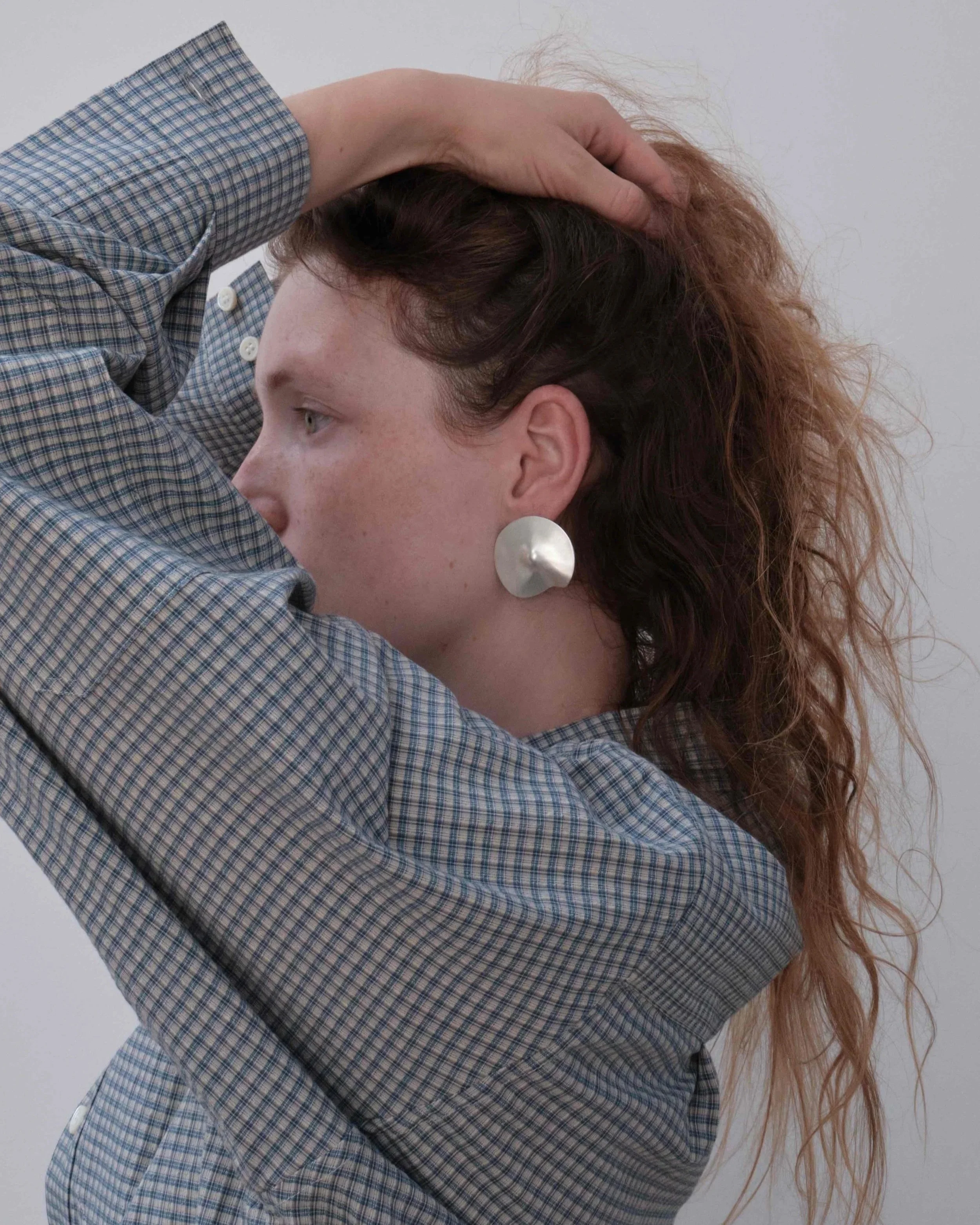 jakhu-llutu-earrings-small-on-model.jpg