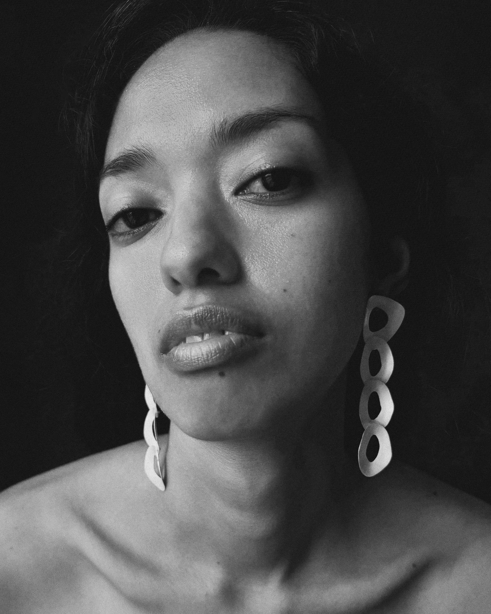 Yaku Earrings 4 Links