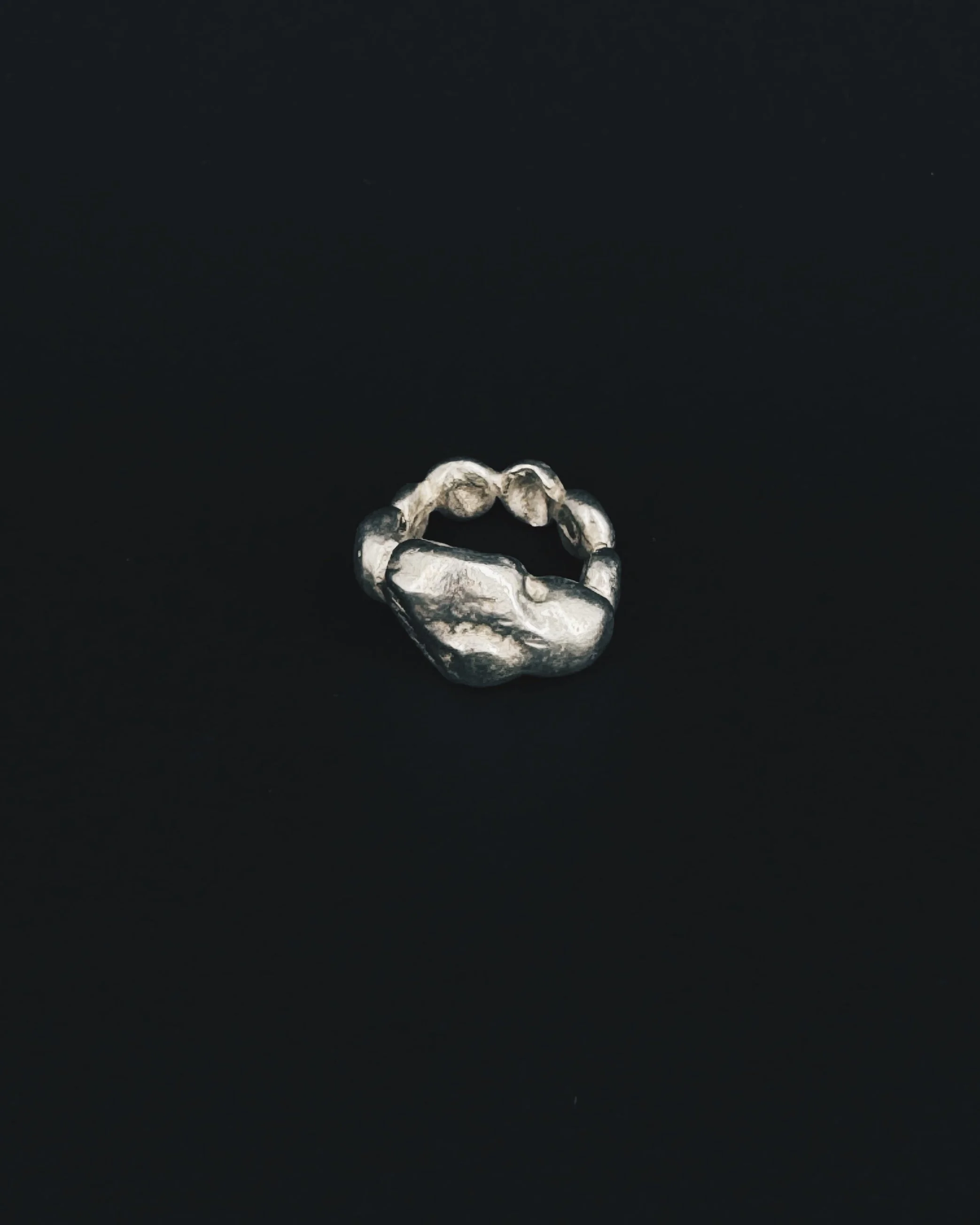 Moon Drops Ring 01