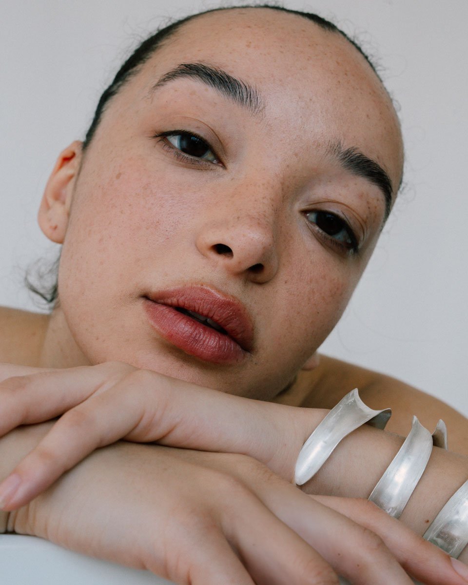 jakhu_studio-embrace-bangle-1.jpg