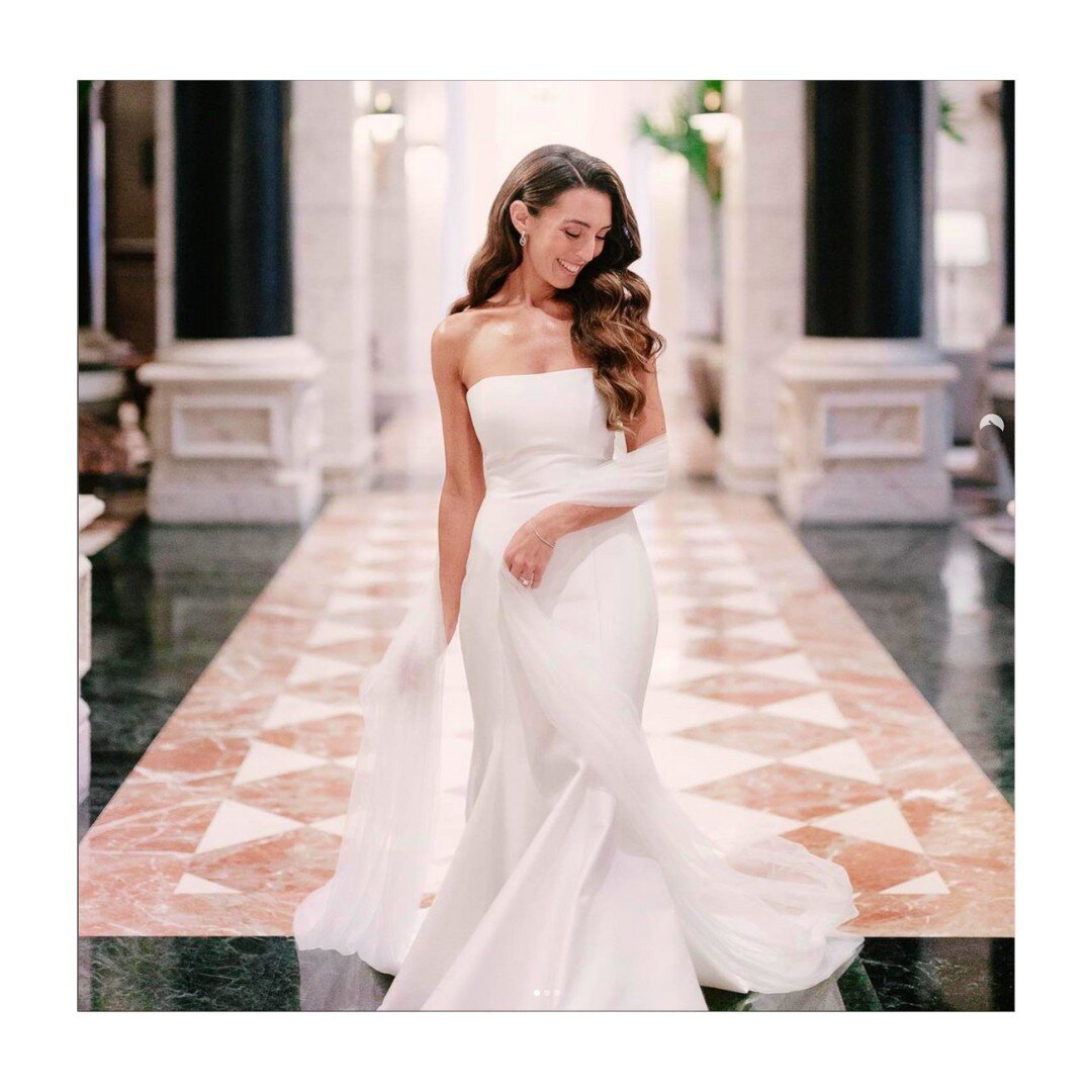 ROMONA NEW YORK  LOVE STORIES

Bride @sarahhhpaige
Dress: @romonaofficial 
Bridal Salon: @elizabethjohnscouture
Photography: @evanrphotography

#romonanewyork #romonabride #ejbride #elizabethjohns #elizabethjohnscouture #wedding #engaged #weddinginsp