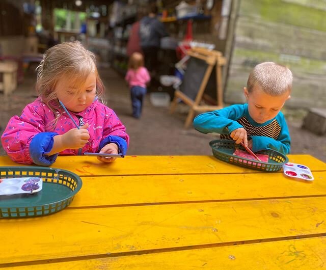 The barn is bustling on this lovely Tuesday morning! Everyone is working hard and enjoying friends both old and new! #happykids #earlychildhoodeducation #828isgreat #pisgahcollective