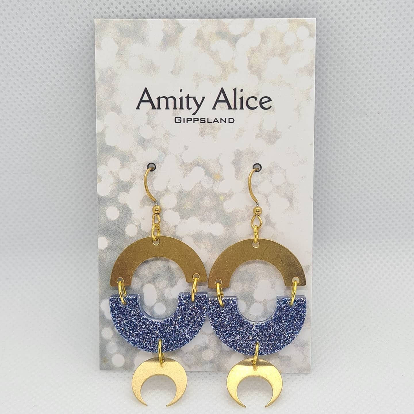 More gorgeous limited edition earrings :)

Get in quick before these sell out.

https://www.amityalice.com/amity-alice-designs-jewellery-shop/yb7ee4qh0hromofalbogf57cu7fmku