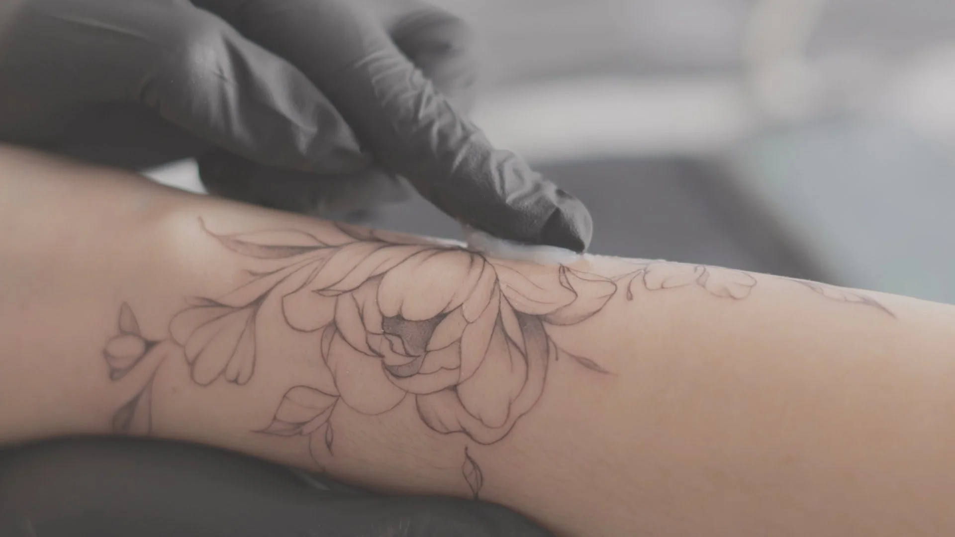Amity Alice offers fine line body tattooing in warragul melbourne