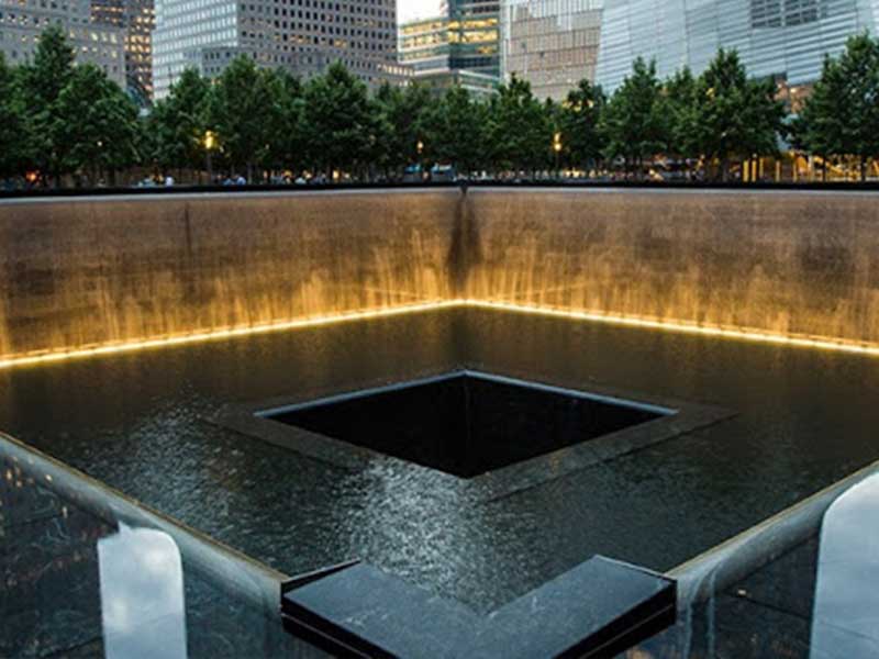 locationimages_0001_9_11-memorial.png