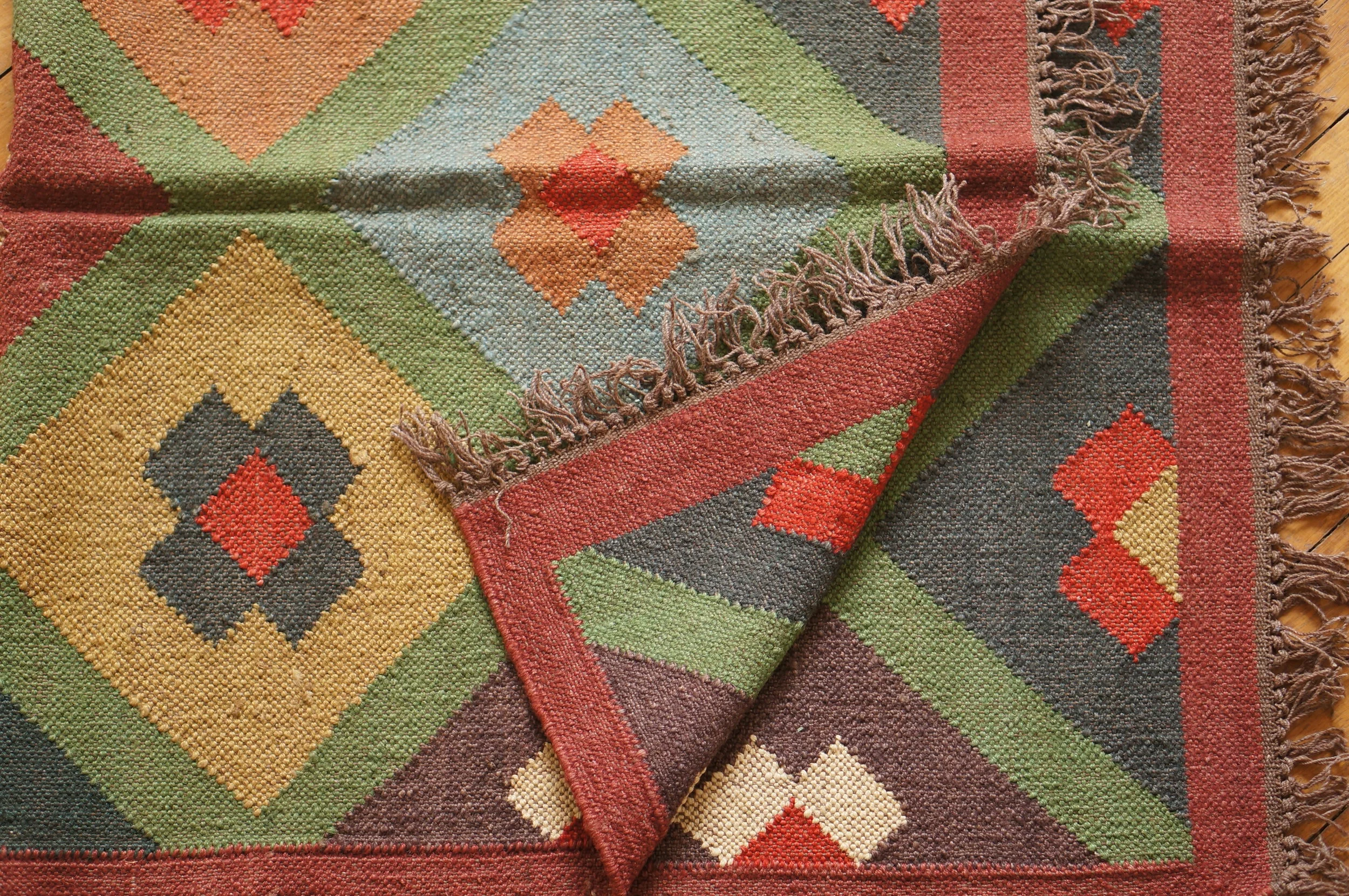 TAPIS LAINE ET JUTE MULTICOLOR ARA