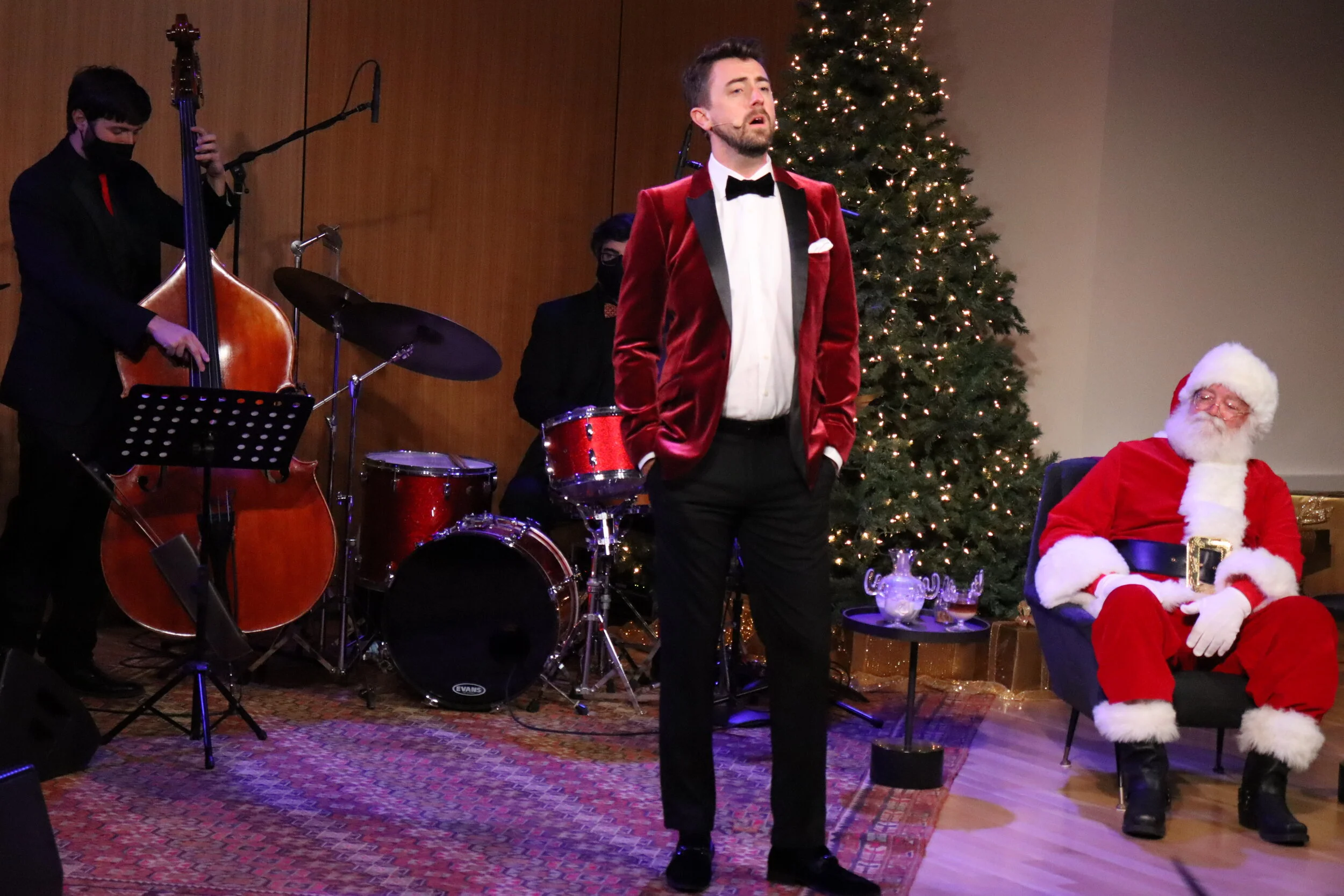 HOLIDAY BLISS: Free Livestream Discovery Concert by Tenor Ben Bliss and Special Guests