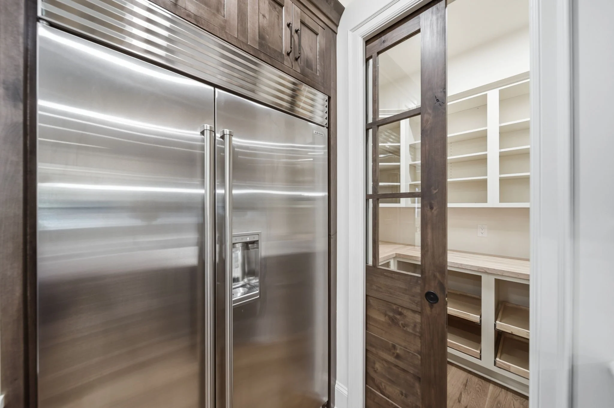 24-web-or-mls-351-windmill-ln.jpg