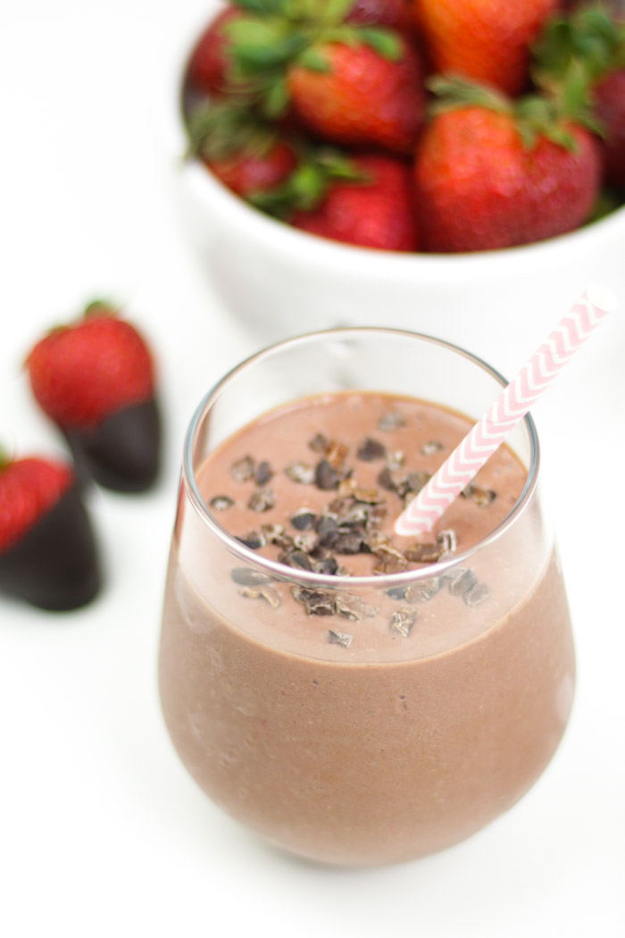 vegan-chocolate-covered-strawberry-smoothie-pics.jpg