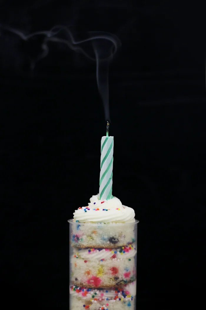 confetti-cake-push-pops-9.jpg