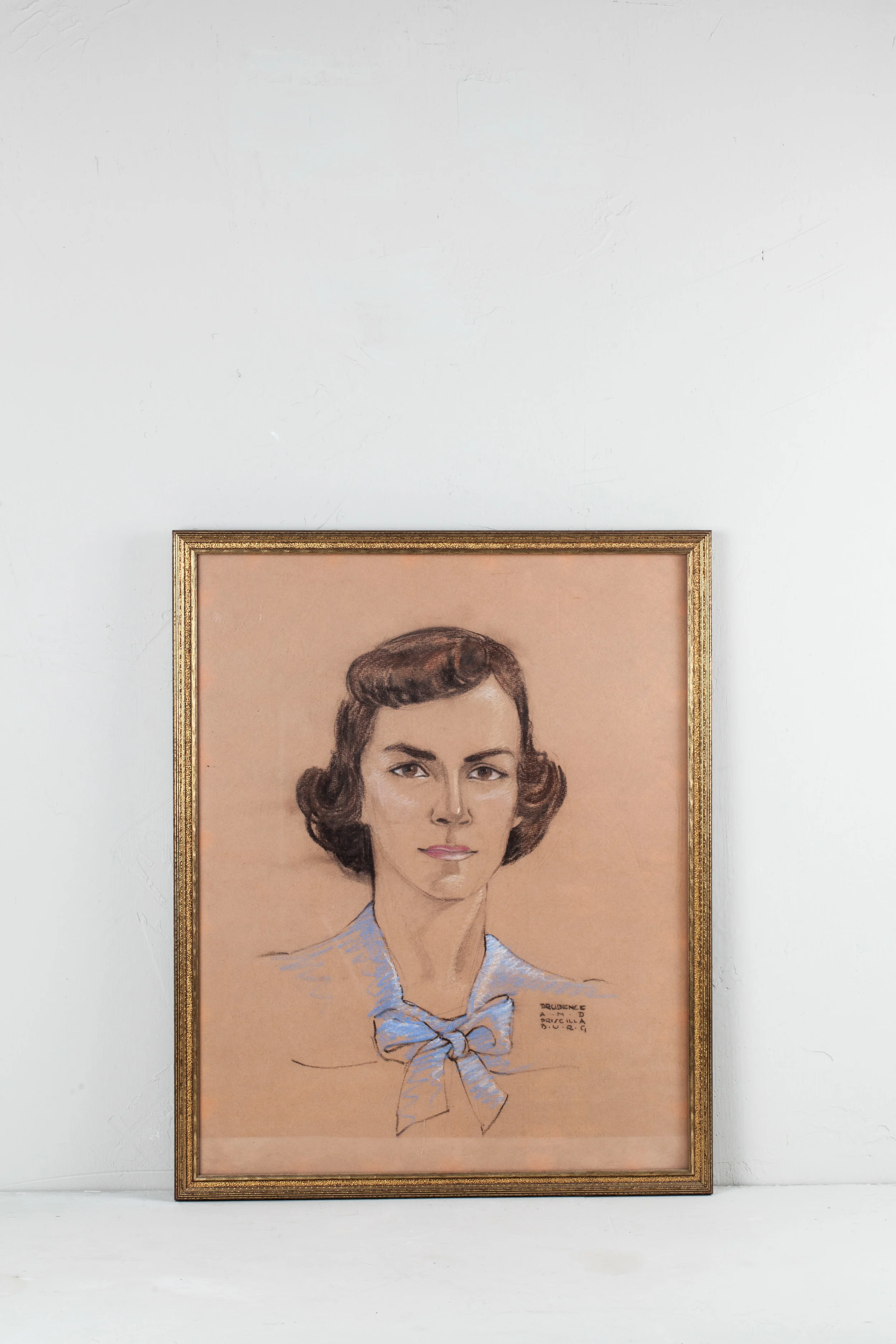 lady drawing.jpg