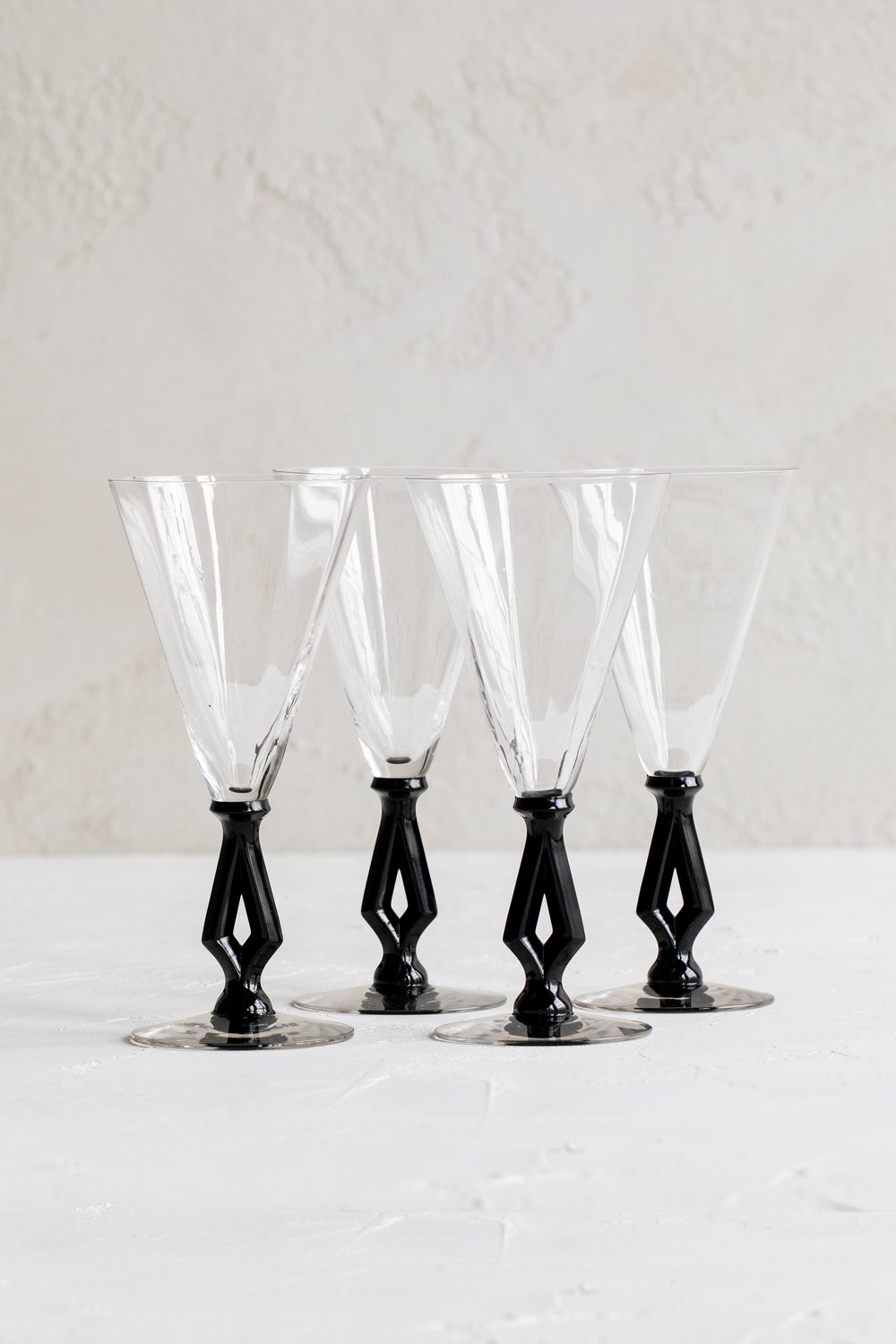 Vintage Black Stem Short Wine Glasses — Hoppe Shoppe