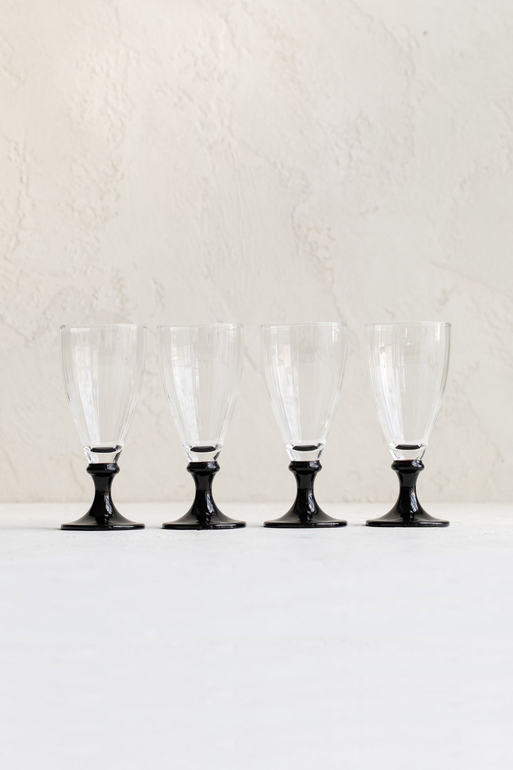 Vintage Black Stem Wine Glasses — Hoppe Shoppe